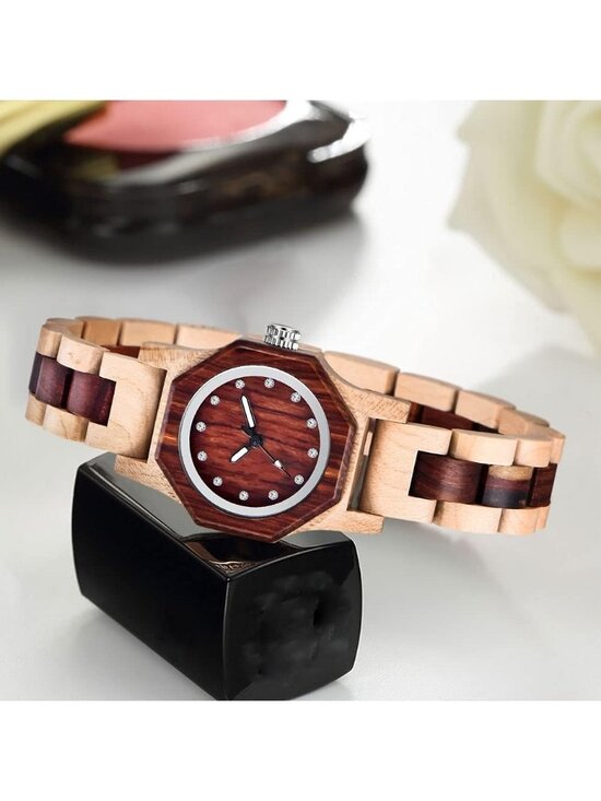 Women\'s Beige And Brown Analog Quartz Couples Bamboo Classic Design Wooden Watch